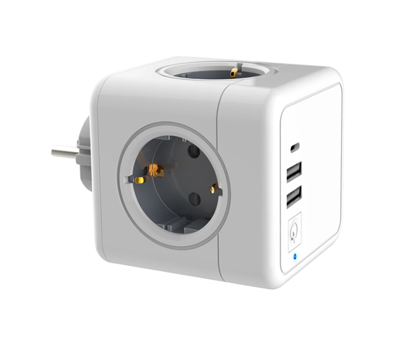 유로 스타일 콘센트 4개, USB-A 포트 2개, USB-C 포트 1개가 있는 E02C 플러그인 큐브 전원 스트립